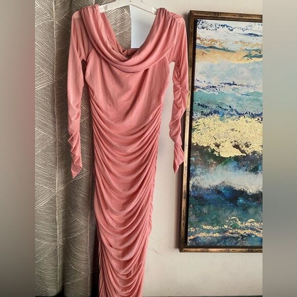 Fashion Nova Maxi Dress Sz Medium Mauve Top Trend Ruched NWT - Picture 5 of 14